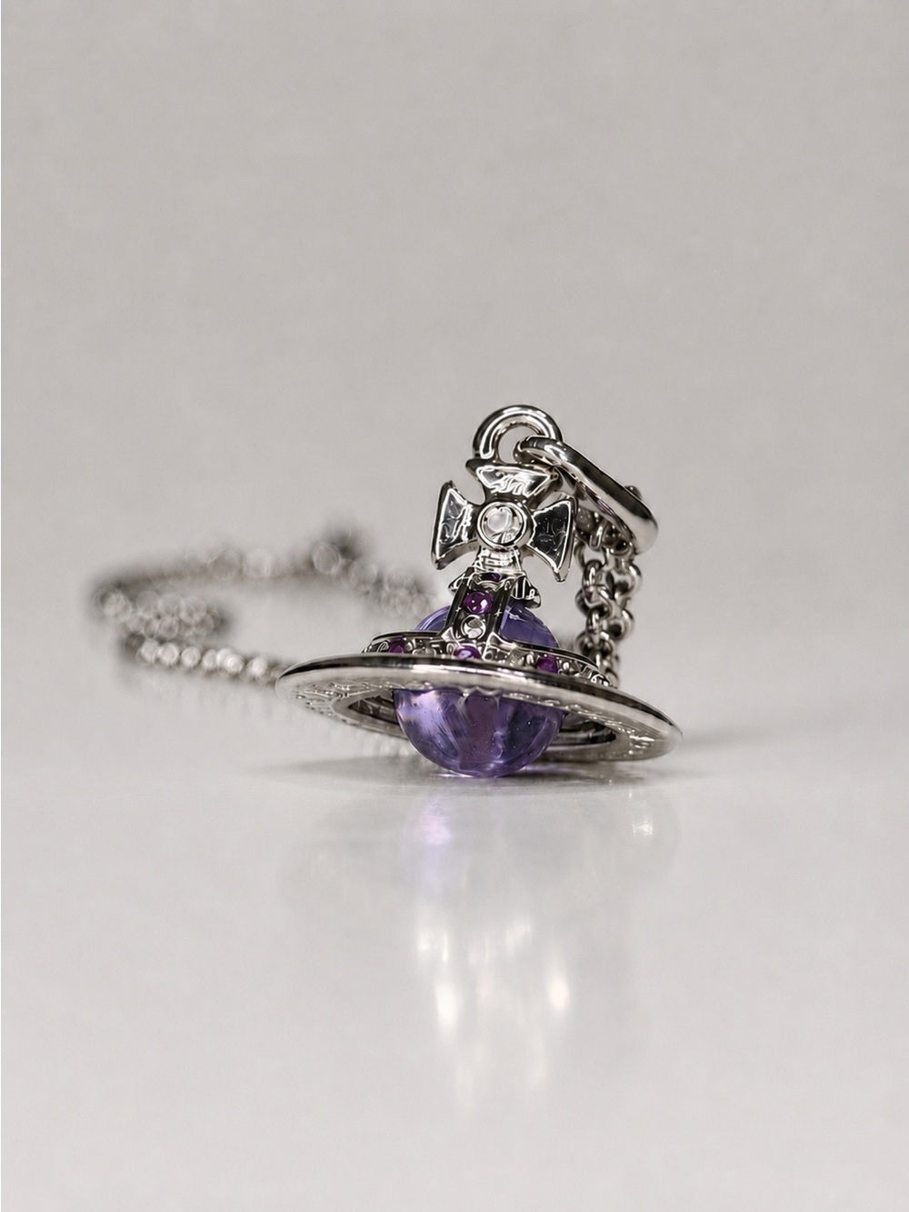 Vivienne Westwood New Tiny Orb Amethyst Pendant Necklace - Picture 3 of 6